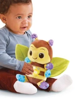 Maëlle, Mon Abeille Des Découvertes - VTECH Multicolore - Toutes Les Marques 7 Maëlle, Mon Abeille Des Découvertes - VTECH Multicolore - Toutes Les Marques -Jouets et Rêves Soldes 2025 maelle mon abeille des decouvertes vtech 2