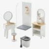 Mobilier De Salle De Bain Pour Poupée Mannequin En Bois FSC® Blanc - Vertbaudet 1 Mobilier De Salle De Bain Pour Poupée Mannequin En Bois FSC® Blanc - Vertbaudet -Jouets et Rêves Soldes 2025 mobilier de salle de bain pour poupee mannequin en bois fsc
