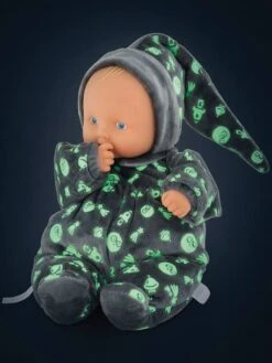 Poupée Babipouce Brille Dans La Nuit COROLLE Gris Fonce Uni Avec Decor - Corolle 9 Poupée Babipouce Brille Dans La Nuit COROLLE Gris Fonce Uni Avec Decor - Corolle -Jouets et Rêves Soldes 2025 poupee babipouce brille dans la nuit corolle 2