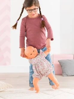 Poupée Bébé Chéri Jardin En Fleurs - COROLLE Rose Jardin - Corolle 9 Poupée Bébé Chéri Jardin En Fleurs - COROLLE Rose Jardin - Corolle -Jouets et Rêves Soldes 2025 poupee bebe cheri jardin en fleurs corolle 2